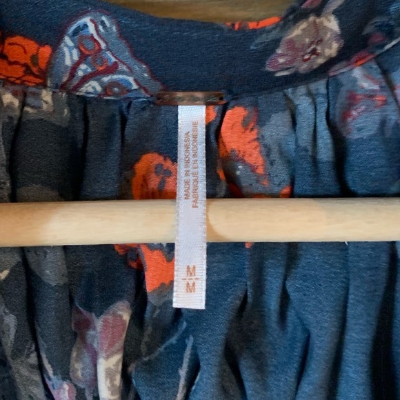 Free People Blue/Red V-Neck Swing Blouse Tunic M - Picture 4 of 11